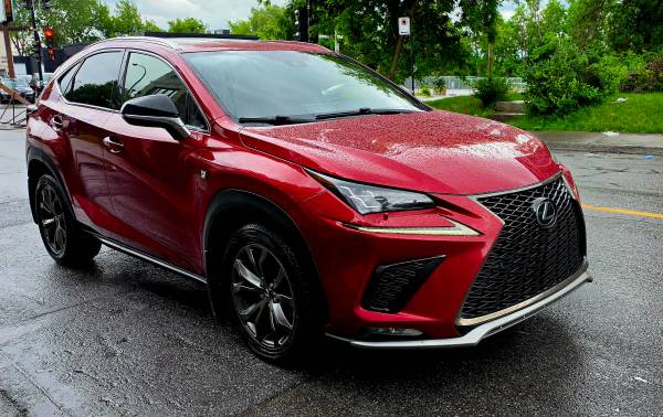 2020 Lexus, Import Kanada — Foto 1