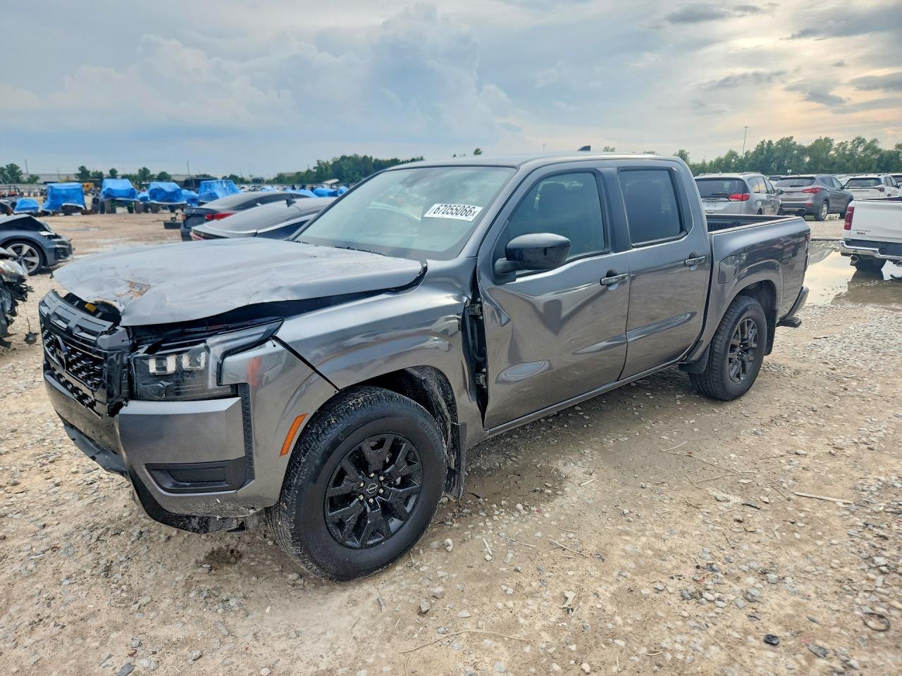 2026 Nissan FRONTIER SV, grau, 1.609 km, Import USA — Foto 1