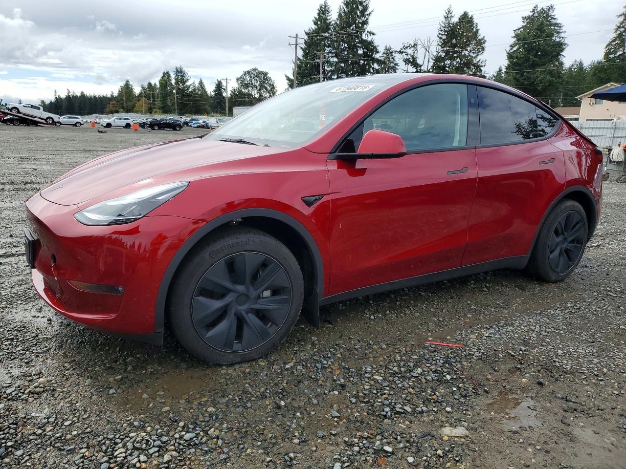 2025 Tesla MODEL Y, rot, 53.490 km, Import USA — Foto 1