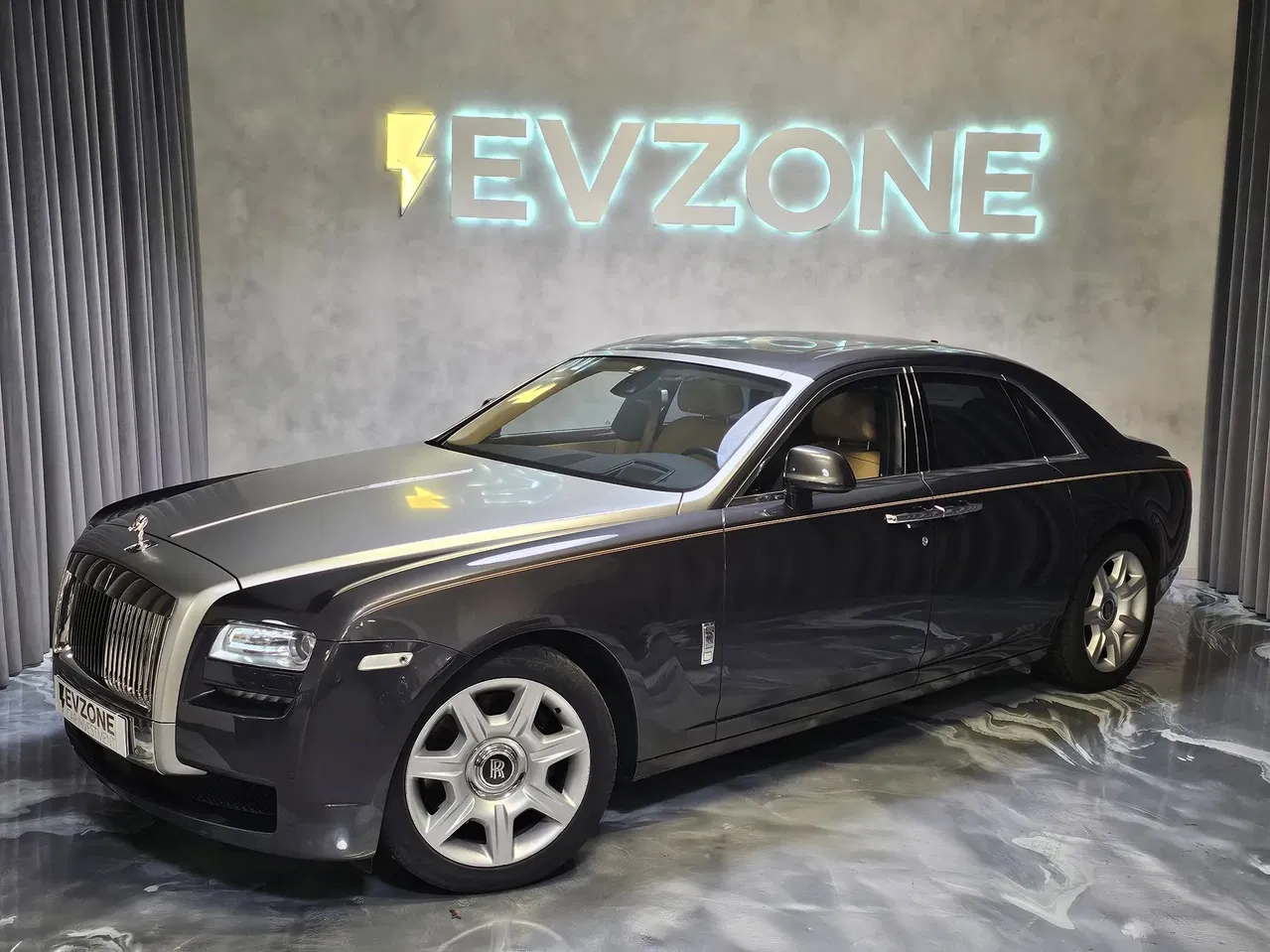 Rolls-Royce Rolls Royce Ghost, Portugal — Foto 1