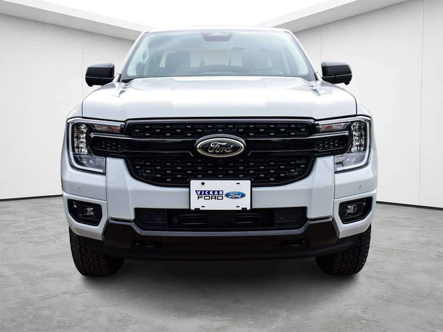 2026 Ford Ranger XLT, grau, 30 km, Import Kanada — Foto 2 z 18