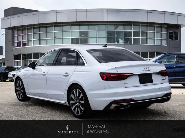 2024 Audi A4 Progressiv, weiß, 35.142 km, Import Kanada — Foto 4 z 15