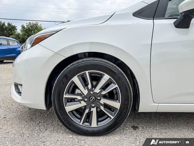 2025 Nissan Versa | Heated Front Bucket Seats | Illuminated Entry |, weiß, 44.530 km, Import Kanada — Foto 9 z 20