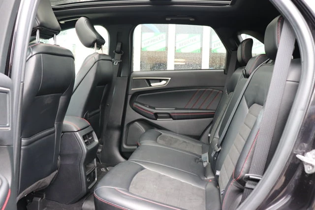 2023 Ford Edge SEL, schwarz, 54.329 km, Import Kanada — Foto 13 z 20