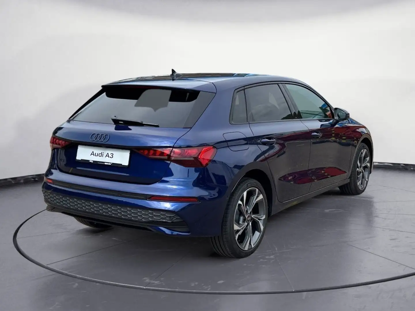 2026 Audi A3, 1 km, Deutschland — Foto 6 z 12