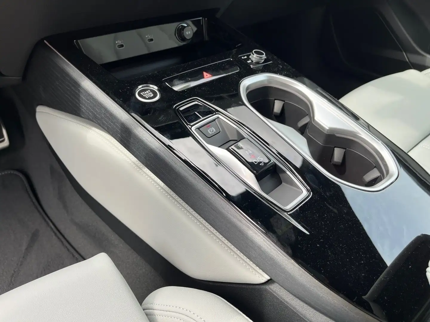 2026 Audi A6, 1 km, Deutschland — Foto 11 z 12