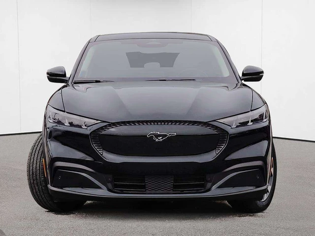 2026 Ford Mustang Mach-E Select, schwarz, 30 km, Import Kanada — Foto 2 z 18