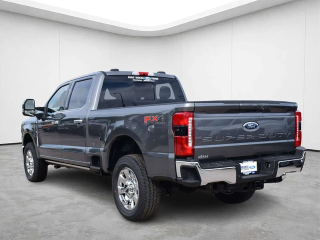 2026 Ford F-250 LARIAT, grau, 30 km, Import Kanada — Foto 4 z 18