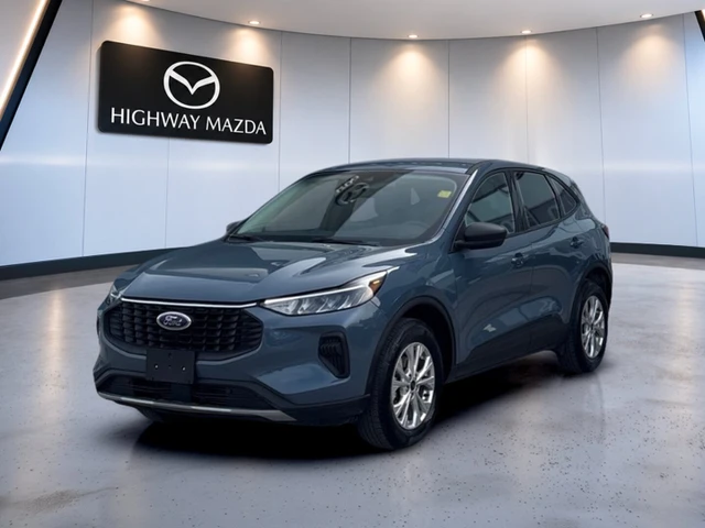 2025 Ford Escape Active Awd, blau, 51.902 km, Import Kanada — Foto 1