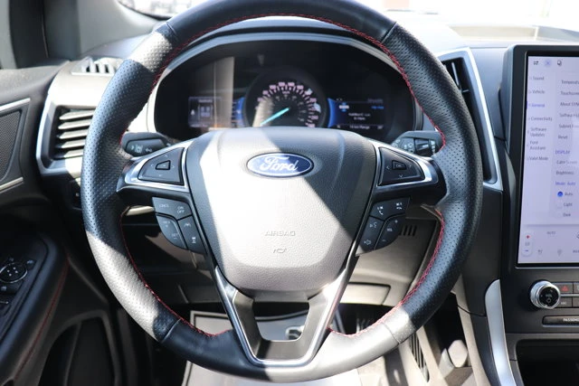 2024 Ford Edge SEL, blau, 40.213 km, Import Kanada — Foto 13 z 19