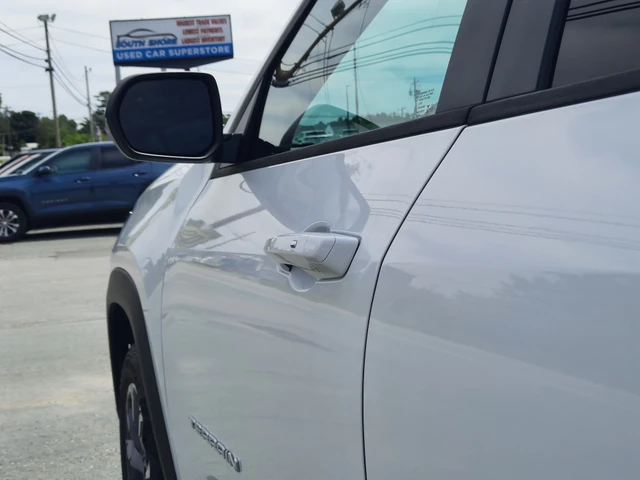 2027 GMC Terrain AWD Elevation, schwarz, 6 km, Import Kanada — Foto 10 z 20