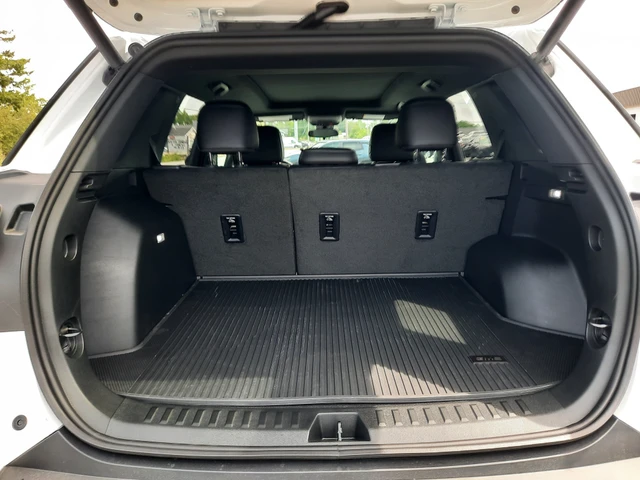 2027 GMC Terrain AWD Elevation, schwarz, 6 km, Import Kanada — Foto 8 z 20