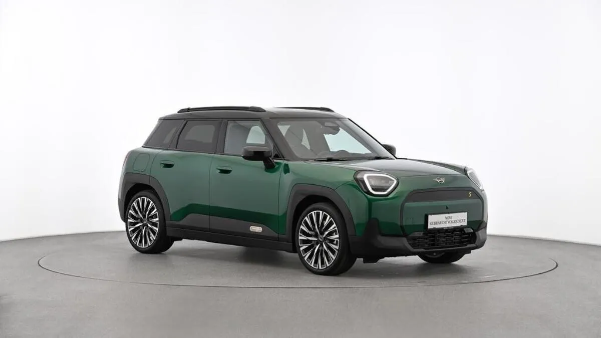 2026 MINI Aceman, 4.092 km, Rakousko — Foto 1