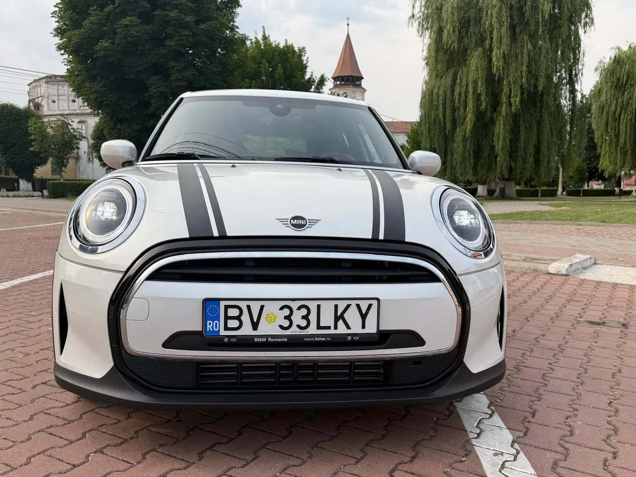 2023 MINI Cooper, 21.900 km, Rumänien — Foto 6 z 35