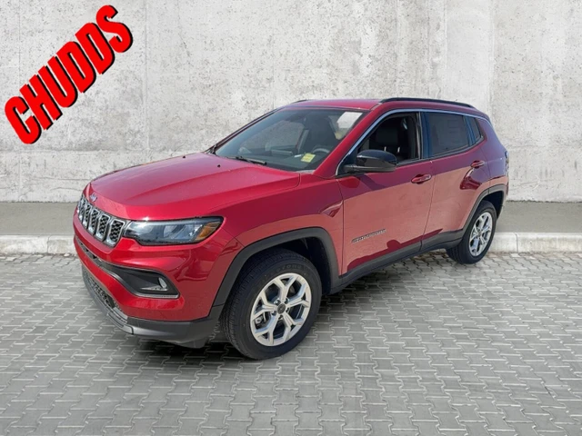 2026 Jeep Compass North, rot, 7 km, Import Kanada — Foto 1