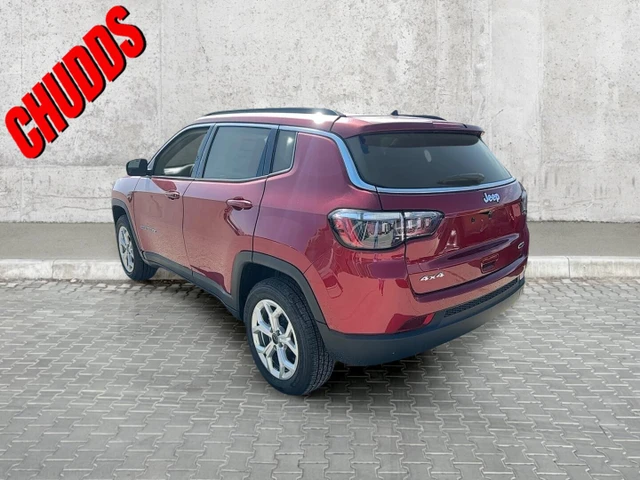 2026 Jeep Compass North, rot, 7 km, Import Kanada — Foto 3 z 5