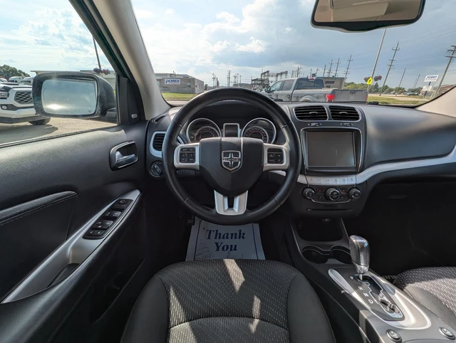 2017 Dodge Journey SXT | Navigation | Keyless entry, grau, 122.000 km, Import Kanada — Foto 10 z 15