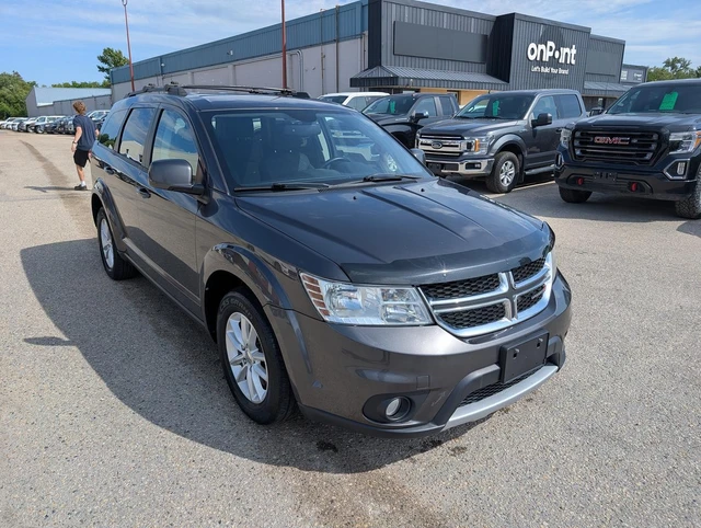 2017 Dodge Journey SXT | Navigation | Keyless entry, grau, 122.000 km, Import Kanada — Foto 2 z 15