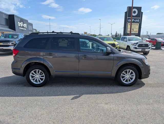 2017 Dodge Journey SXT | Navigation | Keyless entry, grau, 122.000 km, Import Kanada — Foto 3 z 15