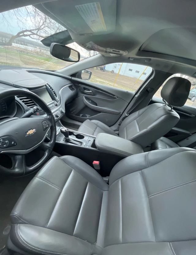 2019 Chevrolet Impala, 182.000 km, Import Kanada — Foto 5 z 5