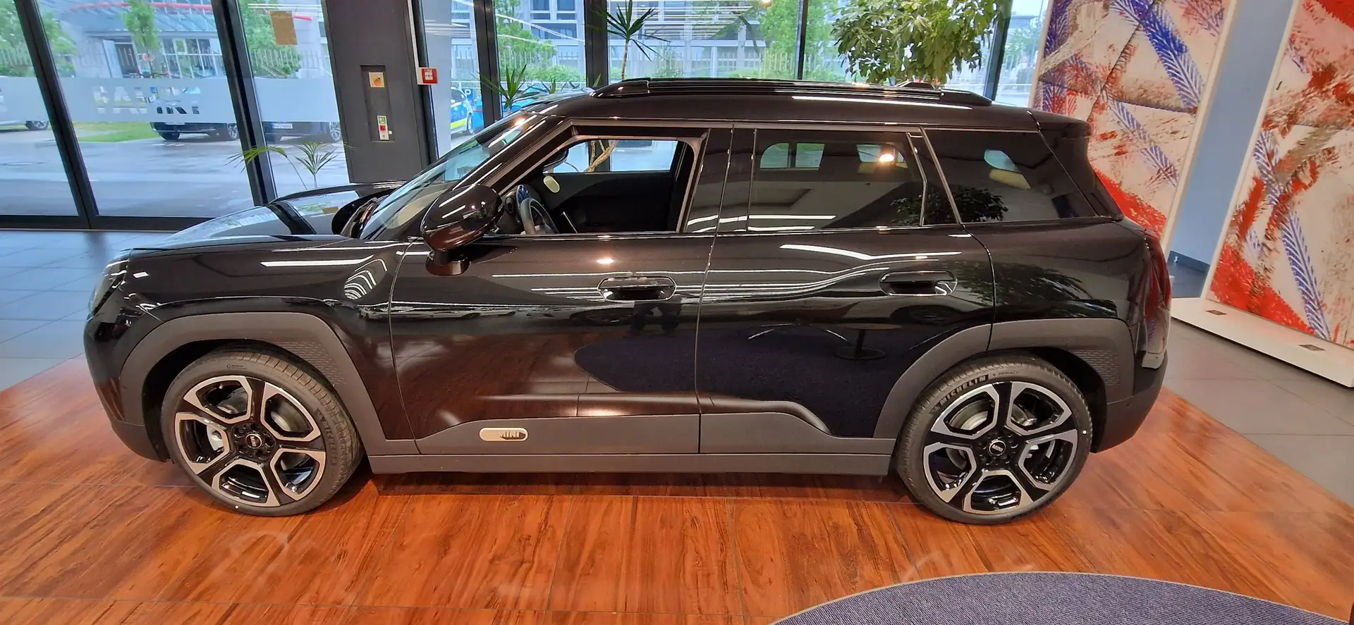 2026 MINI Aceman, 500 km, Německo — Foto 1