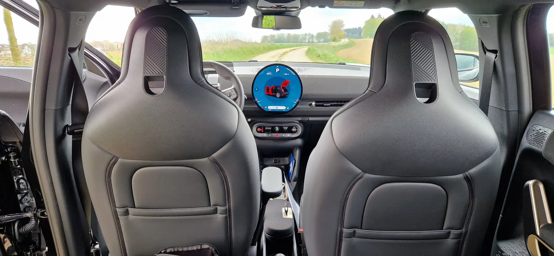 2026 MINI Aceman, 500 km, Deutschland — Foto 7 z 12