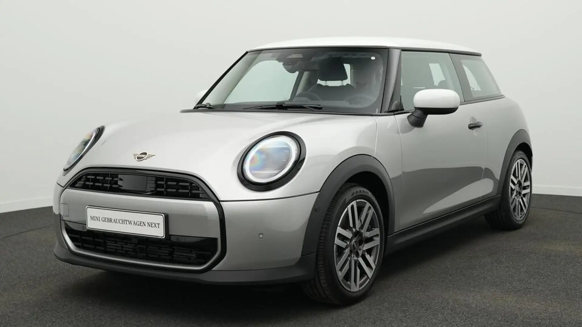 2026 MINI Cooper C, 3.978 km, Německo — Foto 1