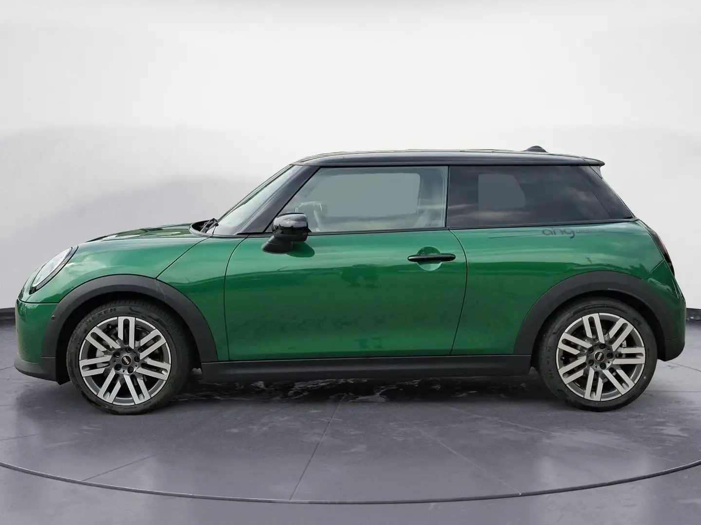 2026 MINI Cooper C, 3.469 km, Deutschland — Foto 4 z 12