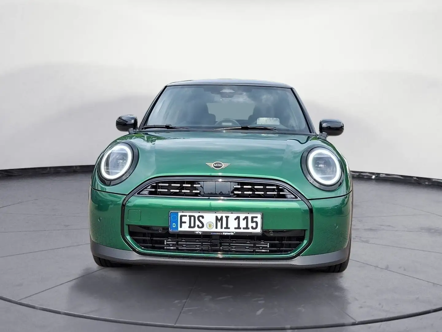 2026 MINI Cooper C, 3.469 km, Deutschland — Foto 6 z 12