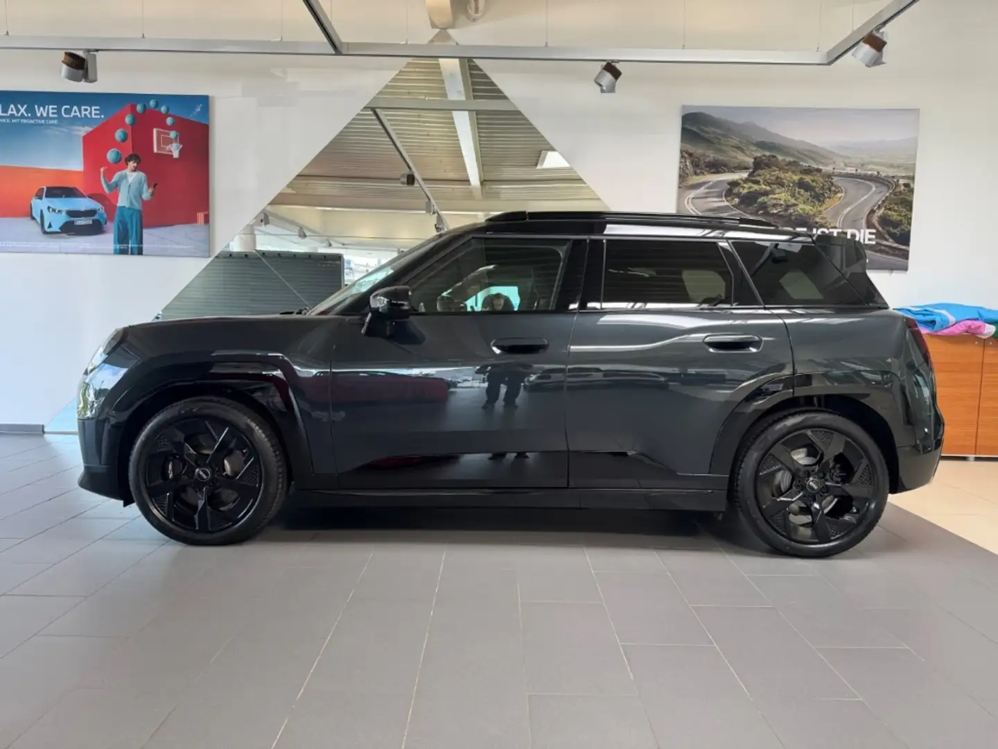 2026 MINI Aceman, 380 km, Deutschland — Foto 4 z 12
