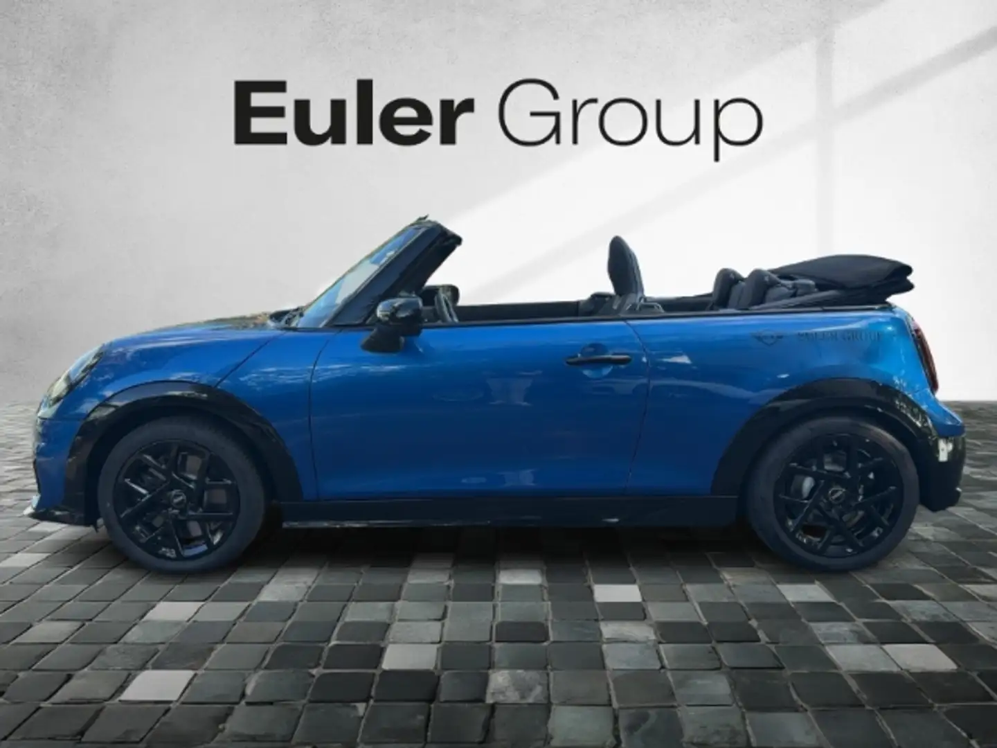 2026 MINI Cooper Cabrio, 1.009 km, Deutschland — Foto 2 z 12