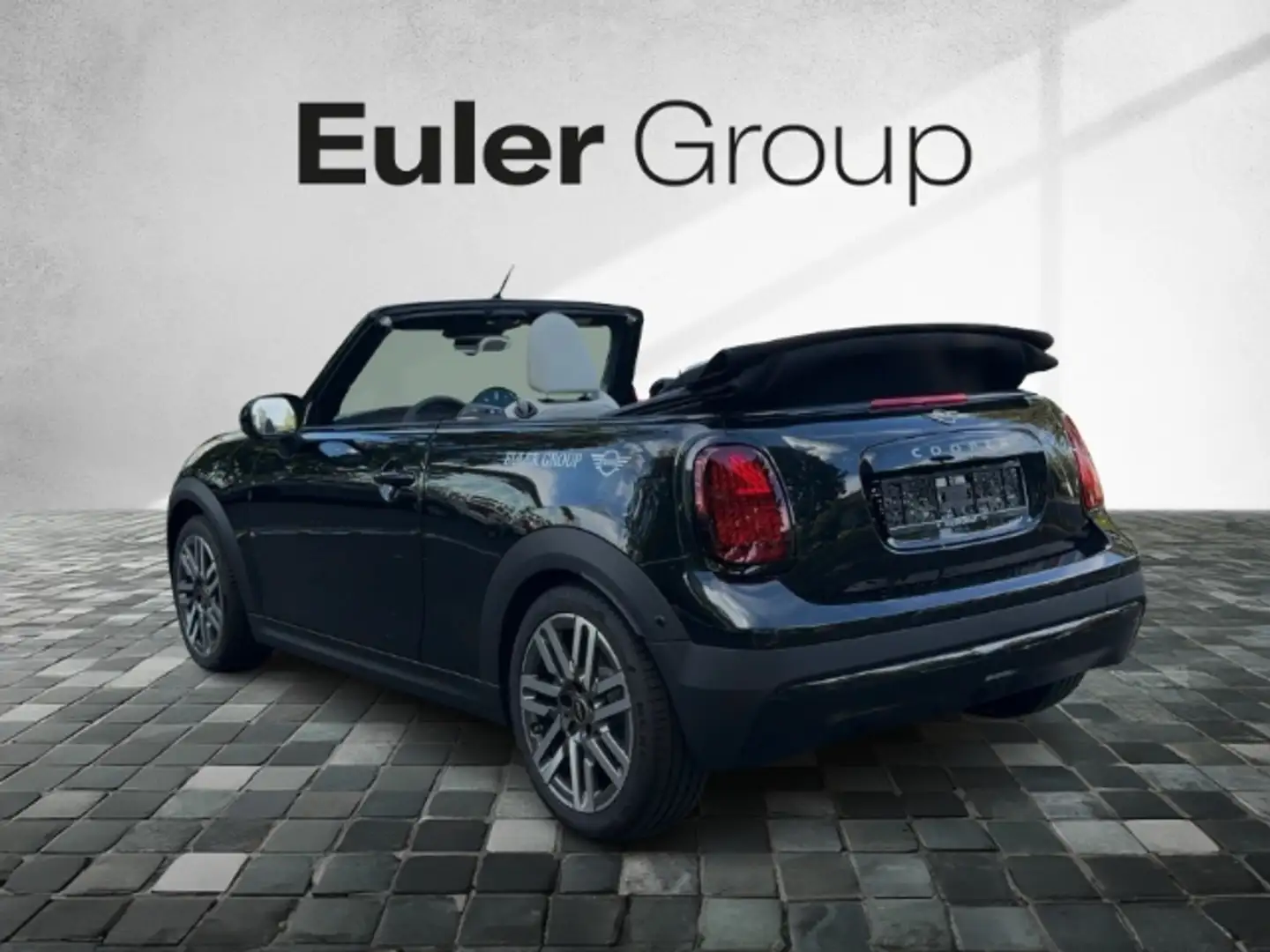 2026 MINI Cooper Cabrio, 2.148 km, Deutschland — Foto 3 z 12