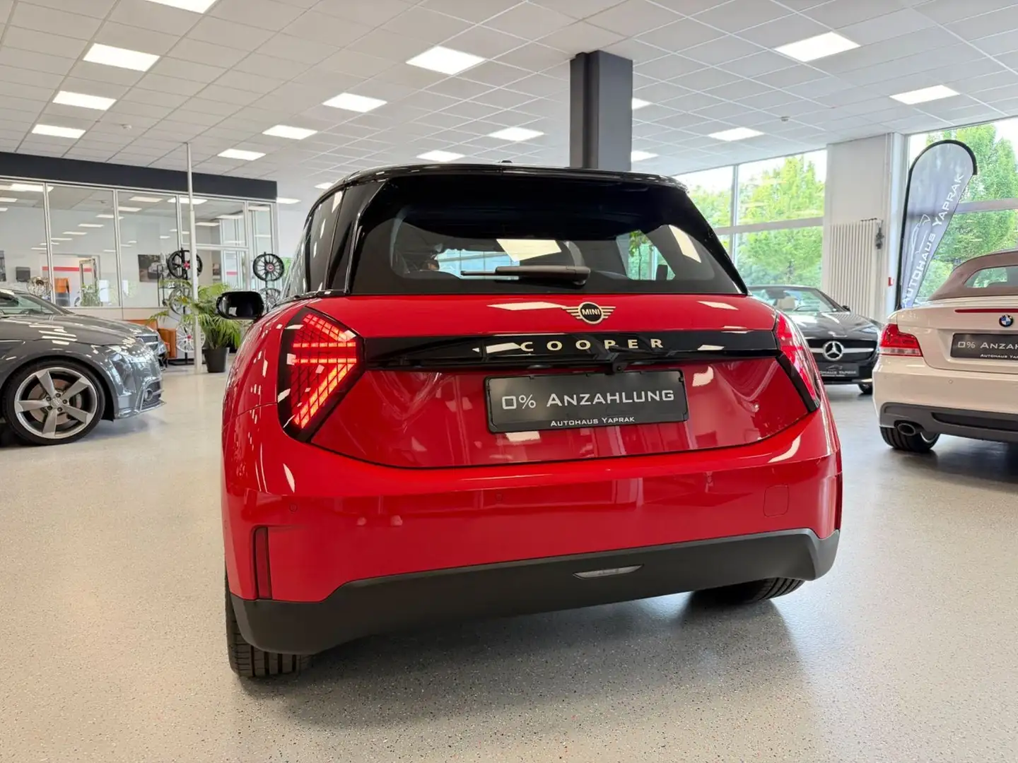 2026 MINI Cooper, 591 km, Deutschland — Foto 12 z 12