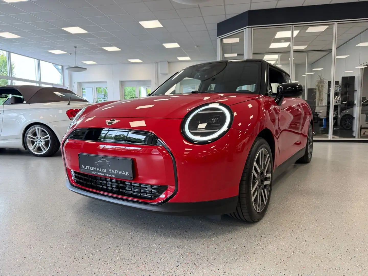 2026 MINI Cooper, 591 km, Deutschland — Foto 4 z 12