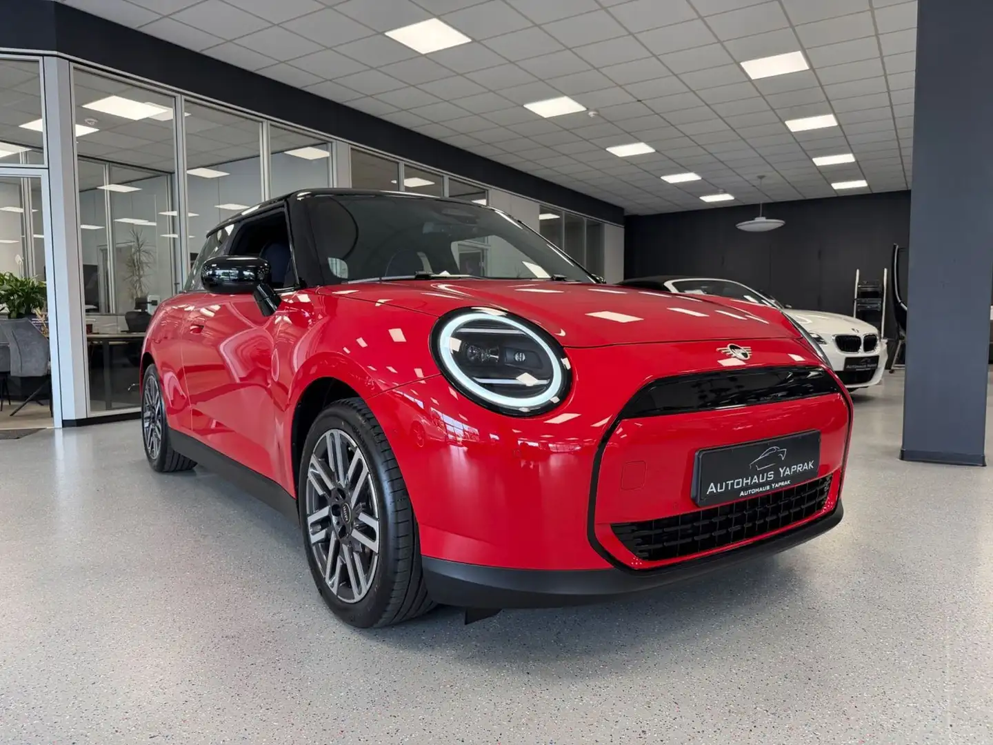 2026 MINI Cooper, 591 km, Deutschland — Foto 6 z 12