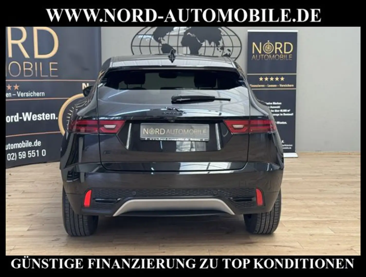 2024 Jaguar E-Pace, schwarz, 22.097 km, Deutschland — Foto 9 z 12