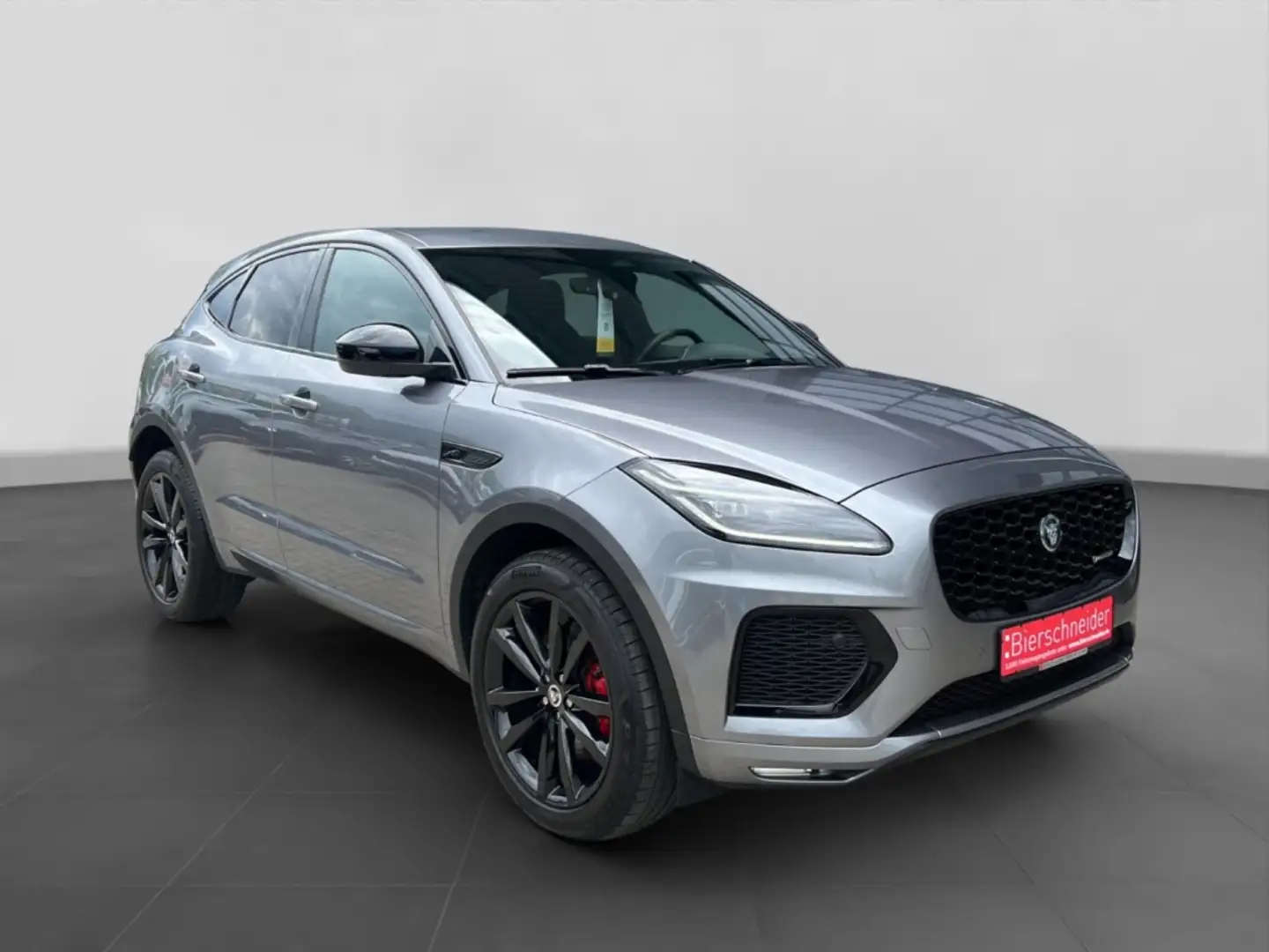2024 Jaguar E-Pace, 19.000 km, Deutschland — Foto 8 z 12