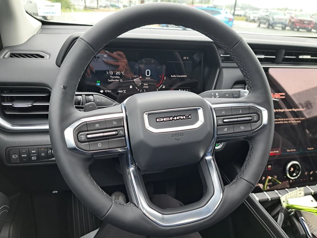 2027 GMC Terrain AWD Denali, schwarz, 6 km, Import Kanada — Foto 16 z 20