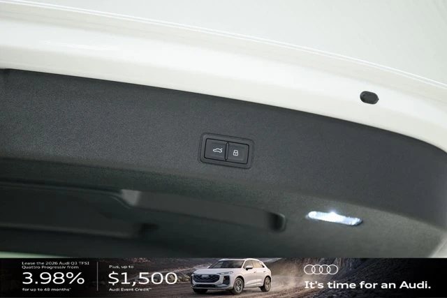 2026 Audi Q3 Technik, weiß, 20 km, Import Kanada — Foto 11 z 20