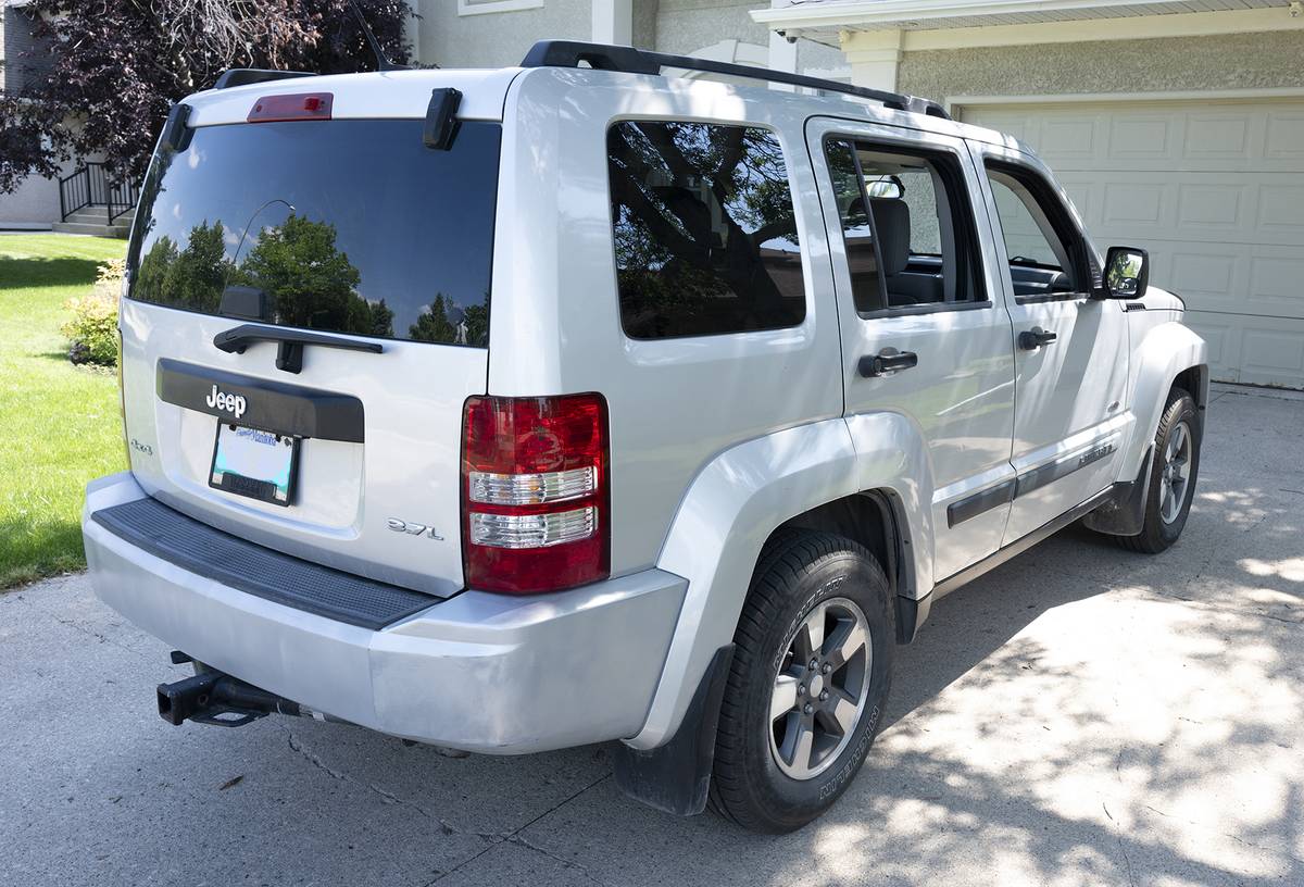 2008 Jeep, Import Kanada — Foto 4 z 9