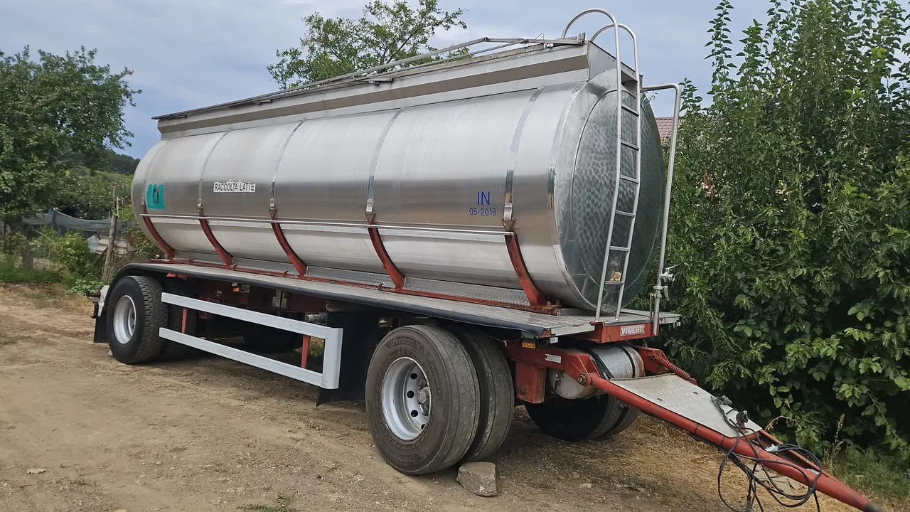 2001 Alta, Import Auf Lager in der EU — Foto 1
