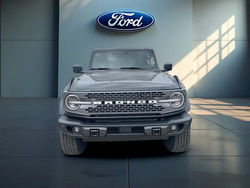2026 Ford Bronco 4 Door, schwarz, 0 km, Import Kanada — Foto 2 z 12