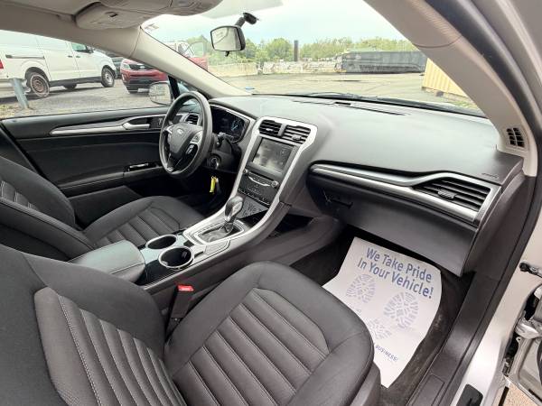 2013 Ford, Import USA — Foto 12 z 12
