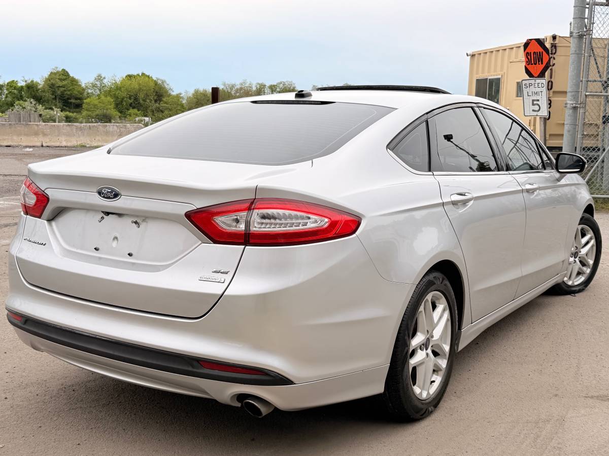 2013 Ford, Import USA — Foto 4 z 12