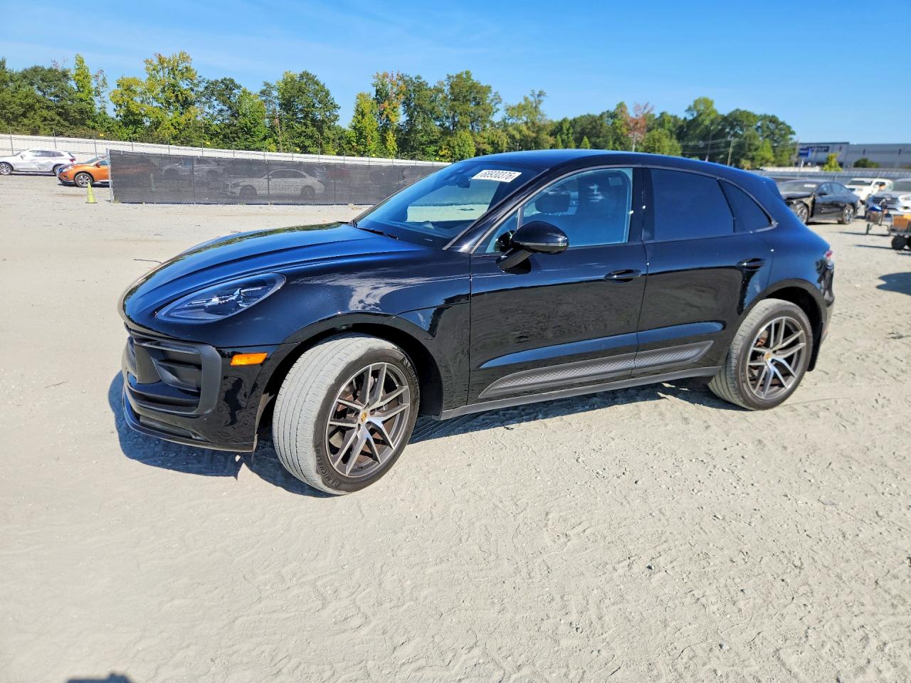 2024 Porsche MACAN BASE, schwarz, 68.091 km, Import USA — Foto 1