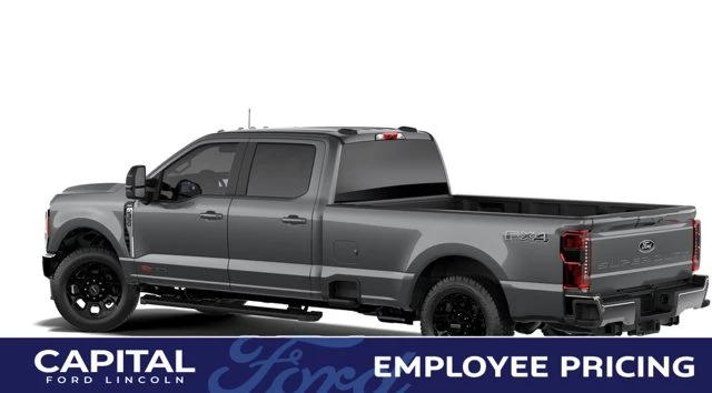 2027 Ford Super Duty F-350 Lariat, grau, Import Kanada — Foto 1