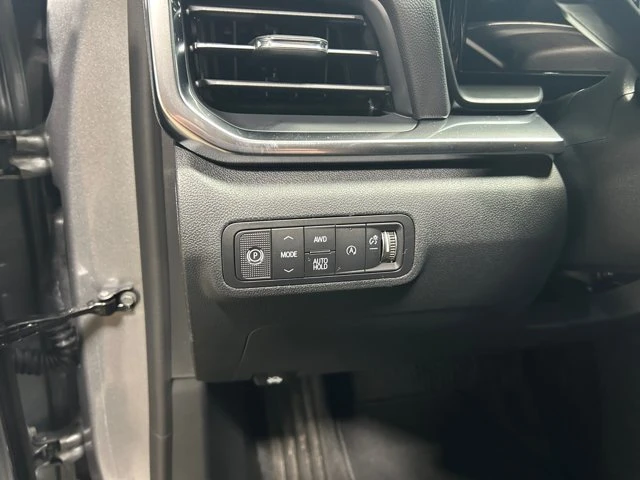 2027 GMC Terrain AWD Elevation, grau, 6 km, Import Kanada — Foto 16 z 20
