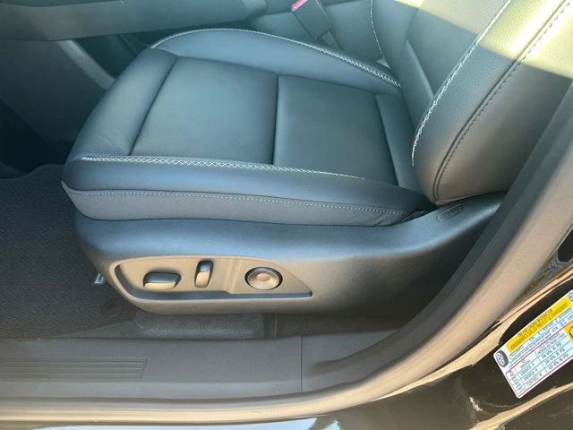 2027 GMC Terrain AWD Denali, schwarz, 5 km, Import Kanada — Foto 15 z 20