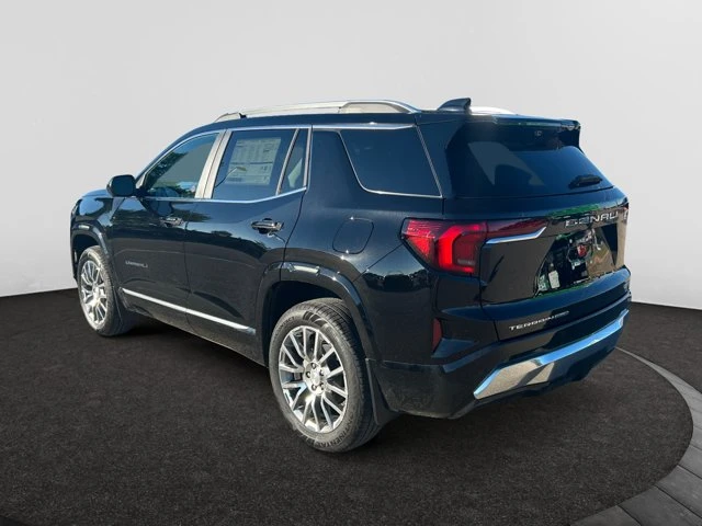 2027 GMC Terrain AWD Denali, schwarz, 5 km, Import Kanada — Foto 3 z 20