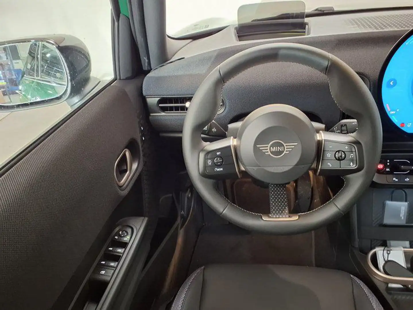 2026 MINI Cooper, 8.000 km, Österreich — Foto 12 z 12